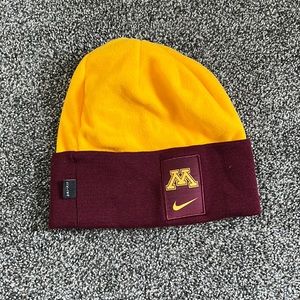 Minnesota Gopher Nike dri fit hat